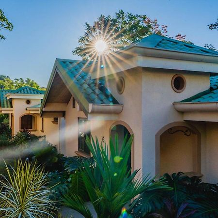Buena Vista Chic Hotel Pilas Exterior photo