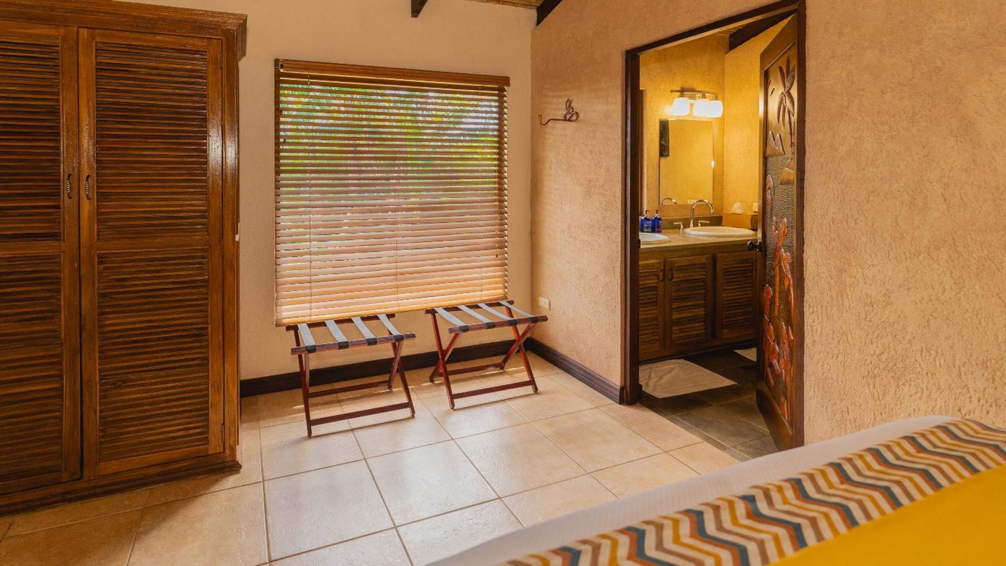 Buena Vista Chic Hotel Pilas Room photo