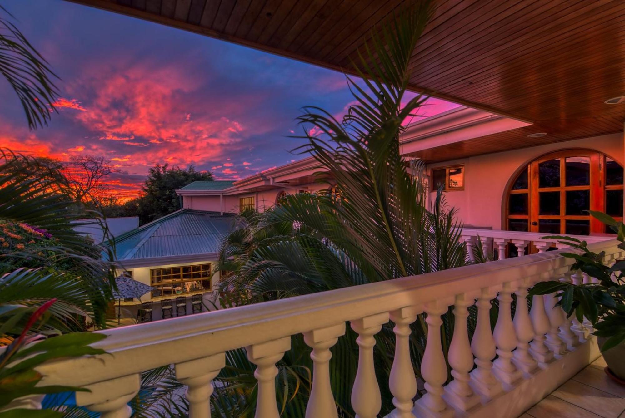 Buena Vista Chic Hotel Pilas Exterior photo